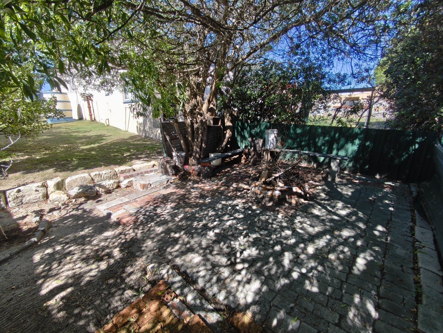 4 Bedroom Property for Sale in Gansbaai Central Western Cape